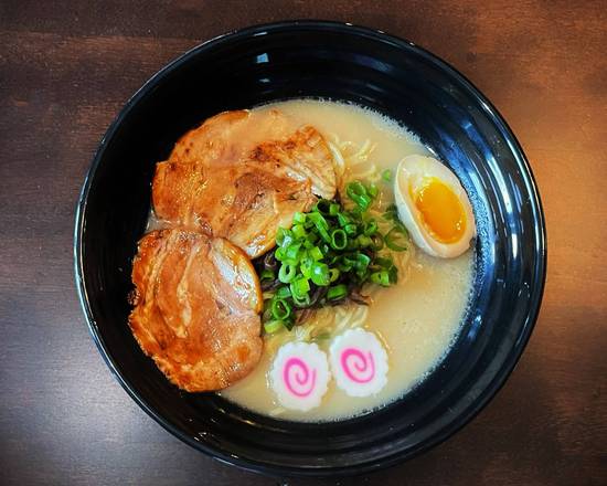 R1. Tonkotsu  豚骨ラーメン